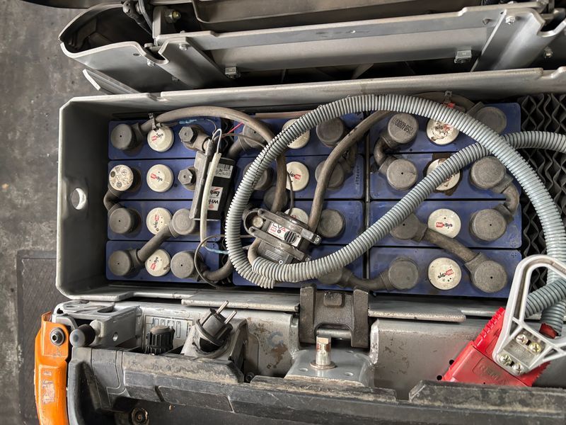 Still OPX-L 16 &mdash; used warehouse equipment | Booster Lift