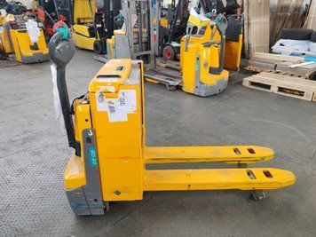 Jungheinrich EJE C20 2t/ 237mh/ 2022y &mdash; jazden&aacute; manipulačn&aacute; technika | Booster Lift