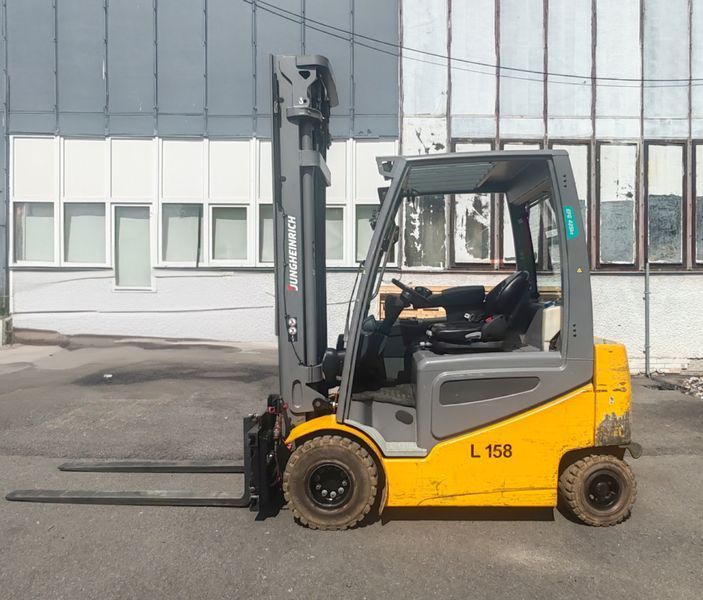 Jungheinrich EFG 425ks 6.5m/ batt2021/ 4v &mdash; gebrauchte Stapler | Booster Lift