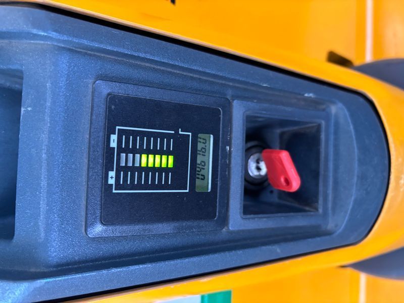 Jungheinrich EJE 120 &mdash; gebrauchte Stapler | Booster Lift