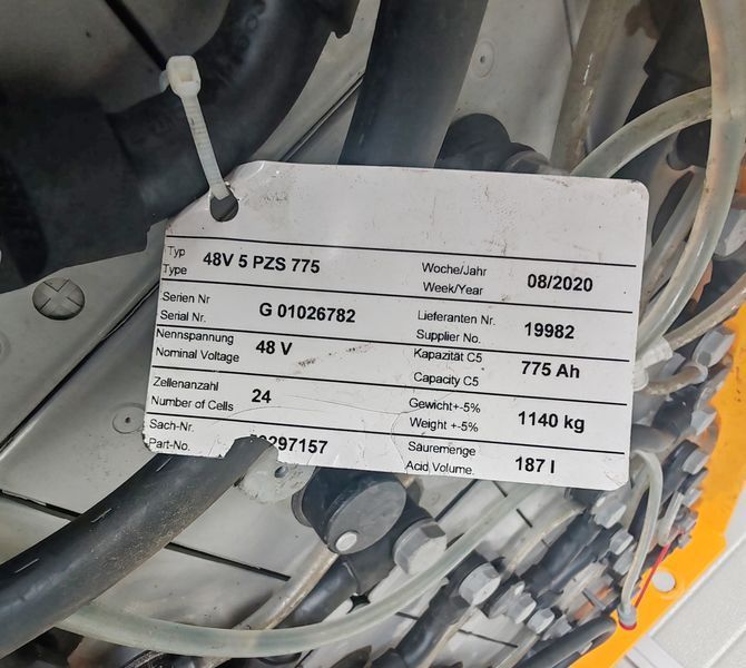 Jungheinrich ETV 216 9.4m/ 9761h &mdash; jazden&aacute; manipulačn&aacute; technika | Booster Lift