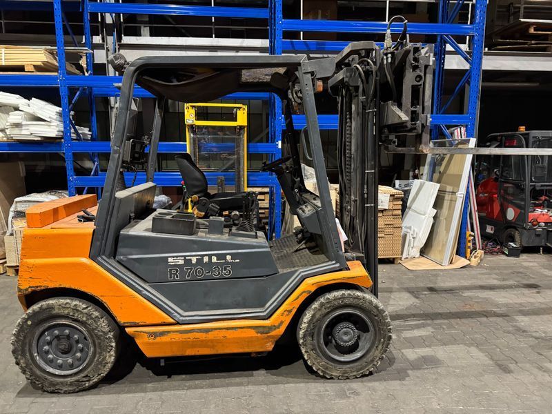 Still R70-35 &mdash; used warehouse equipment | Booster Lift