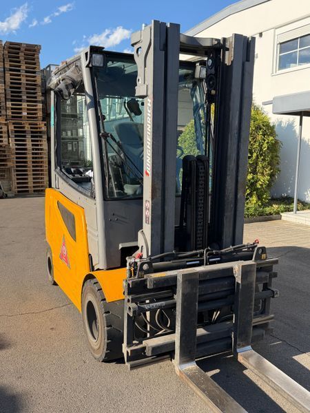Jungheinrich EFG S30 4.7m/ 4v/ 5379h &mdash; gebrauchte Stapler | Booster Lift