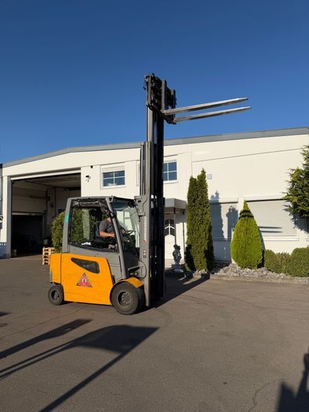 Jungheinrich EFG S30 4.7m/ 4v/ 5379h &mdash; gebrauchte Stapler | Booster Lift