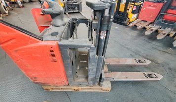 Linde L12 L HP SP / no battery &mdash; gebrauchte Stapler | Booster Lift