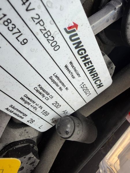 Jungheinrich EJC 112 batt 2021/ 4.09m res HPJ &mdash; gebrauchte Stapler | Booster Lift