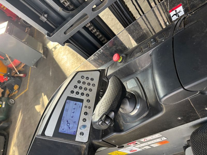 Still FM-X17 &mdash; used warehouse equipment | Booster Lift