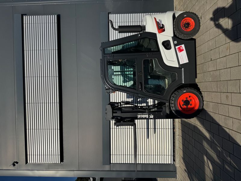 Bobcat D25NXS &mdash; used warehouse equipment | Booster Lift