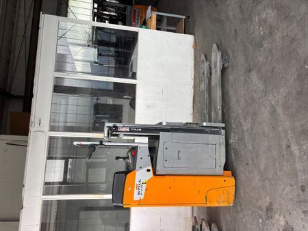 Still SXD20 &mdash; jazden&aacute; manipulačn&aacute; technika | Booster Lift