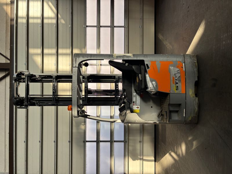 Still FM-X17 &mdash; jazden&aacute; manipulačn&aacute; technika | Booster Lift