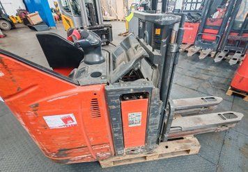 Linde L12 battery problem &mdash; gebrauchte Stapler | Booster Lift