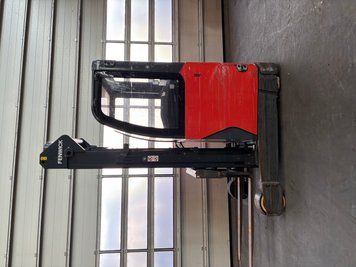 Linde R 14 &mdash; jazden&aacute; manipulačn&aacute; technika | Booster Lift