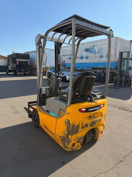 Jungheinrich EFG 110 2022y/ 3.3m/ 1127h &mdash; used warehouse equipment | Booster Lift