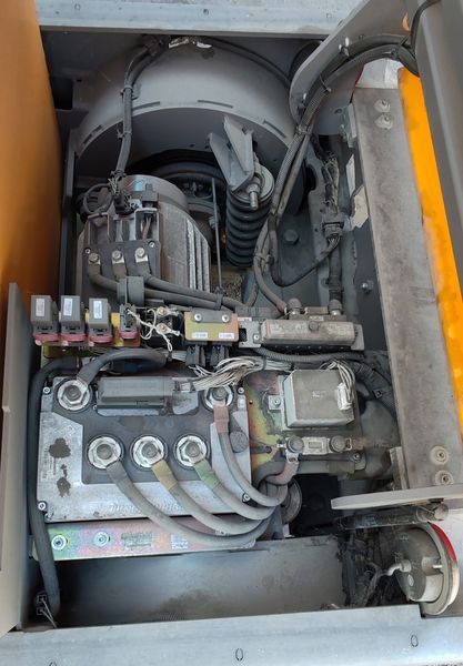 Jungheinrich EZS 590/ 347h/ 9t &mdash; вживана складська техніка | Booster Lift