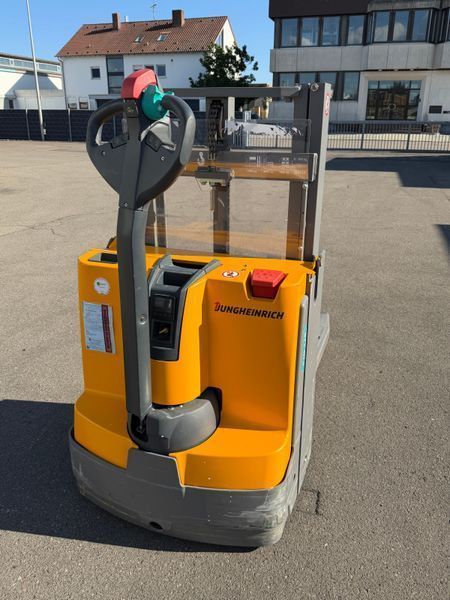 Jungheinrich EJD 118 1.6m/ 208mh/ &mdash; б/у складская техника | Booster Lift