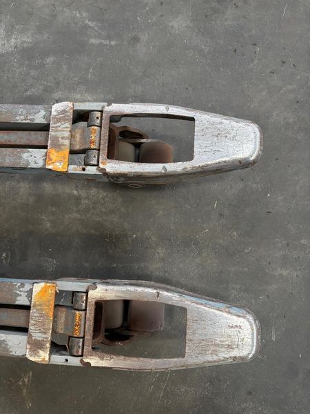 Jungheinrich EJD 118 &mdash; jazden&aacute; manipulačn&aacute; technika | Booster Lift