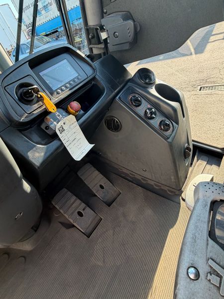 Jungheinrich TFG 425s 4v/ 4757h &mdash; used warehouse equipment | Booster Lift