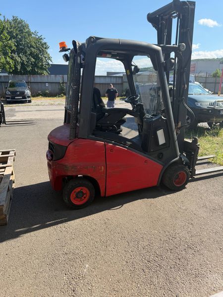Linde H18D &mdash; used warehouse equipment | Booster Lift