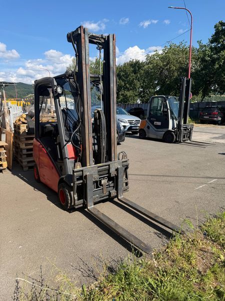 Linde H18D &mdash; used warehouse equipment | Booster Lift
