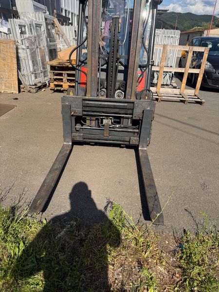 Linde H18D &mdash; used warehouse equipment | Booster Lift