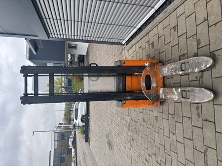 Still EGV 16 &mdash; used warehouse equipment | Booster Lift