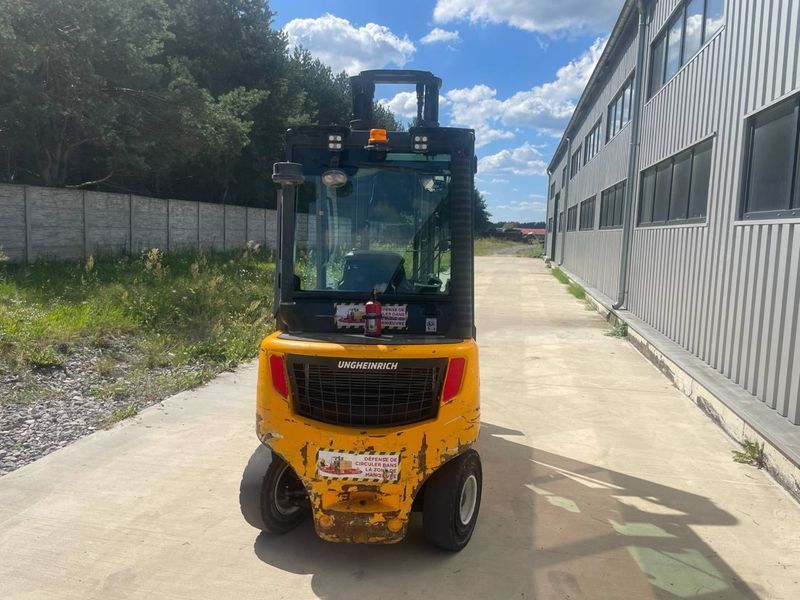 Jungheinrich DFG 425s 6190mh/ 4.5m/ 2.5t &mdash; used warehouse equipment | Booster Lift