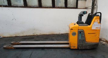 Jungheinrich ERE 225 Lion 2400mm/ 2021y &mdash; gebrauchte Stapler | Booster Lift