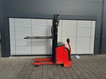 Linde L14i mit Initialhub &mdash; used warehouse equipment | Booster Lift
