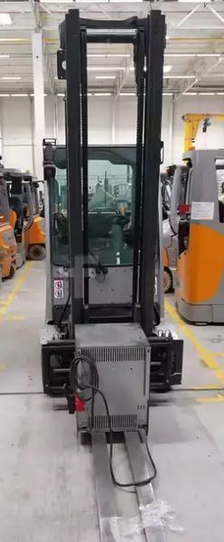 Still RX 60-25 &mdash; вживана складська техніка | Booster Lift