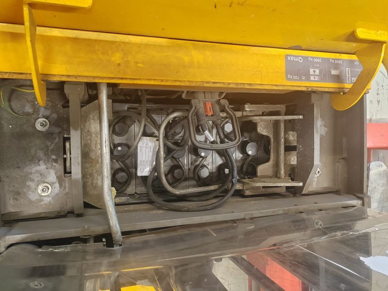 Jungheinrich ERC 214z 5.35m/ initial &mdash; used warehouse equipment | Booster Lift