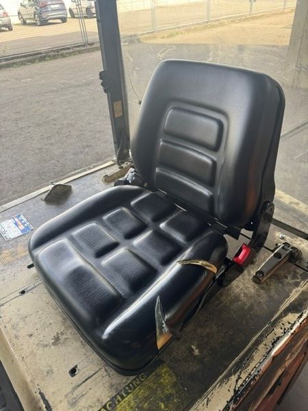 Nissan N01L18U &mdash; used warehouse equipment | Booster Lift