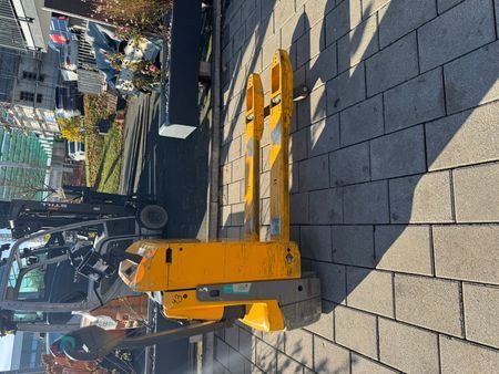 Jungheinrich EJE 114 Li-Ion BJ:2020 &mdash; jazden&aacute; manipulačn&aacute; technika | Booster Lift