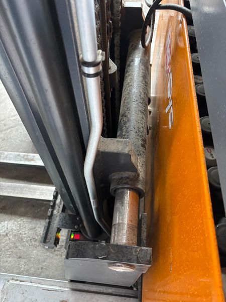 Still FM-X10 &mdash; used warehouse equipment | Booster Lift