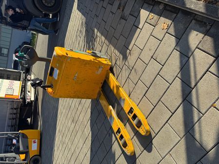 Jungheinrich EJE 114 Li-Ion BJ:2020 &mdash; jazden&aacute; manipulačn&aacute; technika | Booster Lift