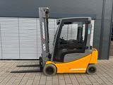 Jungheinrich EFG 318 Li-Ion &mdash; used warehouse equipment | Booster Lift