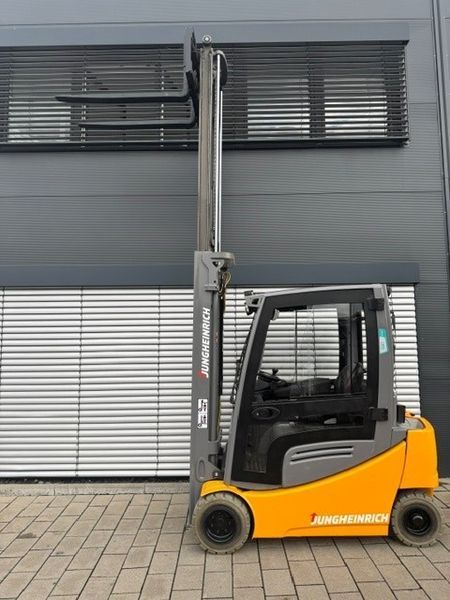 Jungheinrich EFG 318 Li-Ion &mdash; вживана складська техніка | Booster Lift
