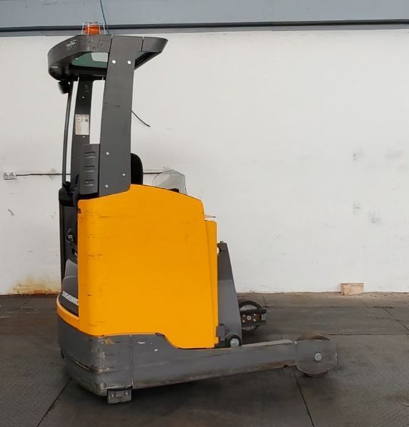 Jungheinrich ETV 214 /8.3m/ 6655mh &mdash; gebrauchte Stapler | Booster Lift