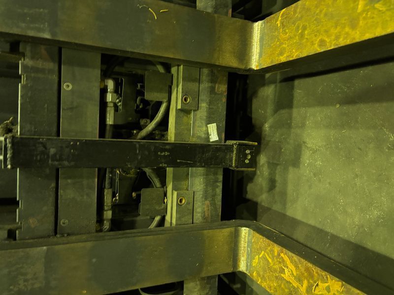 Linde R14B-01 &mdash; used warehouse equipment | Booster Lift