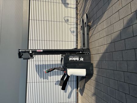 Bobcat BSR16N-I &mdash; jazden&aacute; manipulačn&aacute; technika | Booster Lift