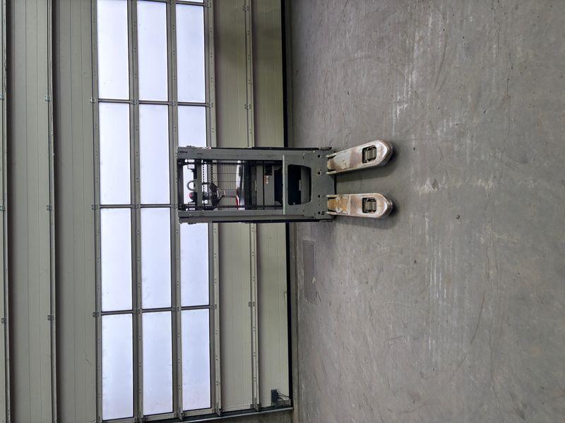 Still EXD 18L Li-lon &mdash; used warehouse equipment | Booster Lift