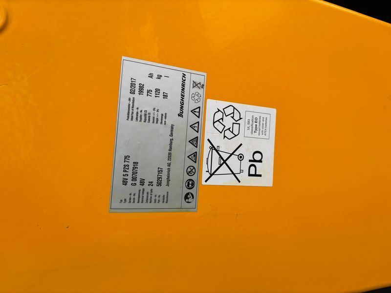 Jungheinrich ETV 214 &mdash; used warehouse equipment | Booster Lift
