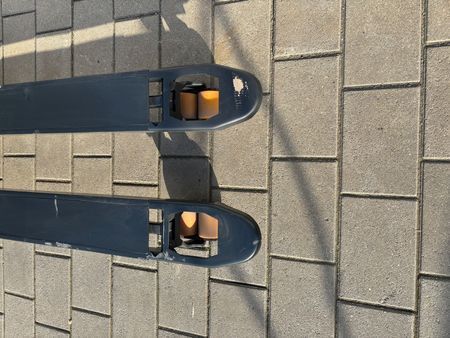 Bobcat BPR20N &mdash; jazden&aacute; manipulačn&aacute; technika | Booster Lift