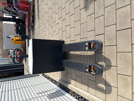 Bobcat BPM16N &mdash; used warehouse equipment | Booster Lift