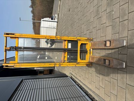 Jungheinrich EJC 112 RES//LS//BIS//13.03.2026 &mdash; jazden&aacute; manipulačn&aacute; technika | Booster Lift
