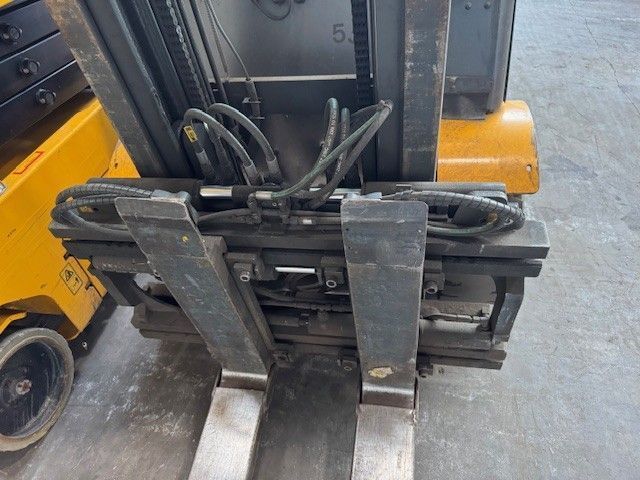 Jungheinrich DFG430s 400ZT &mdash; jazden&aacute; manipulačn&aacute; technika | Booster Lift