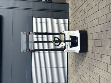 Bobcat LSM12N-7i &mdash; вживана складська техніка | Booster Lift