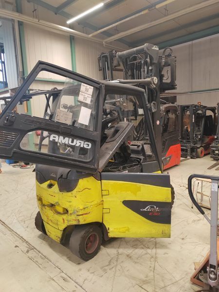 Linde E30/600H(387) Batt2022 BJ &mdash; gebrauchte Stapler | Booster Lift