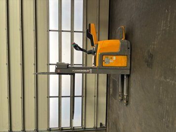 Jungheinrich ERC 216 &mdash; gebrauchte Stapler | Booster Lift