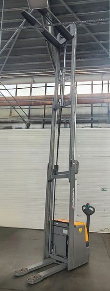 Jungheinrich EJC 214 5.35m/ Li-Ion/ 1025h &mdash; б/у складская техника | Booster Lift