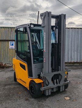 Jungheinrich EFG 320 4.8m/ 3728mh/ 4v &mdash; gebrauchte Stapler | Booster Lift